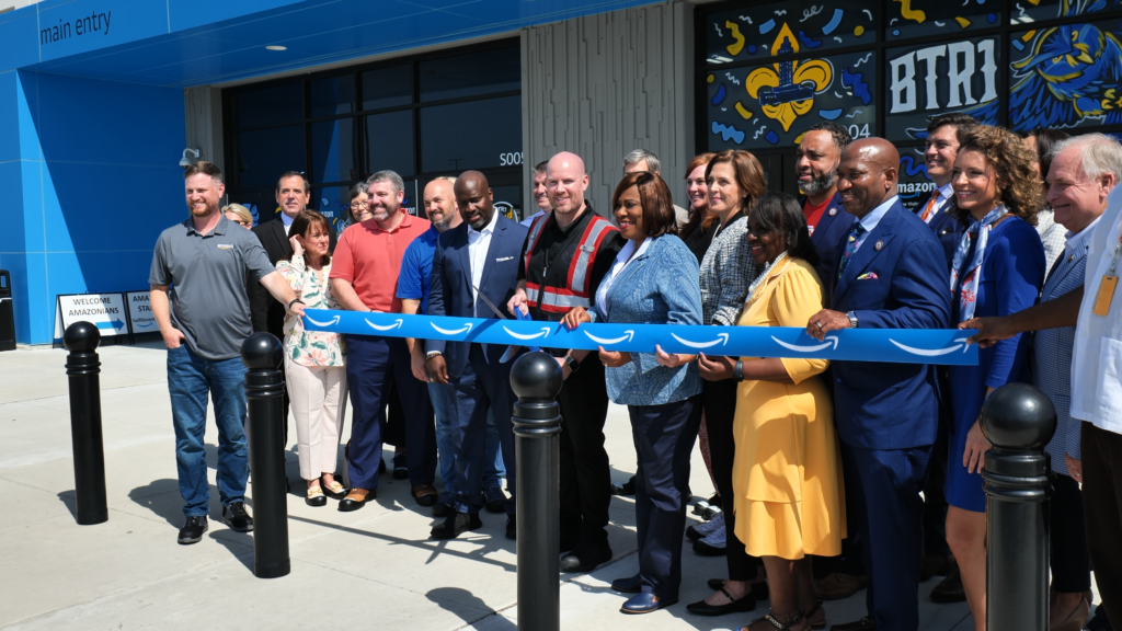Wafb Amazon Amazon celebrated grand opening of Baton Rouge fulfillment center ...