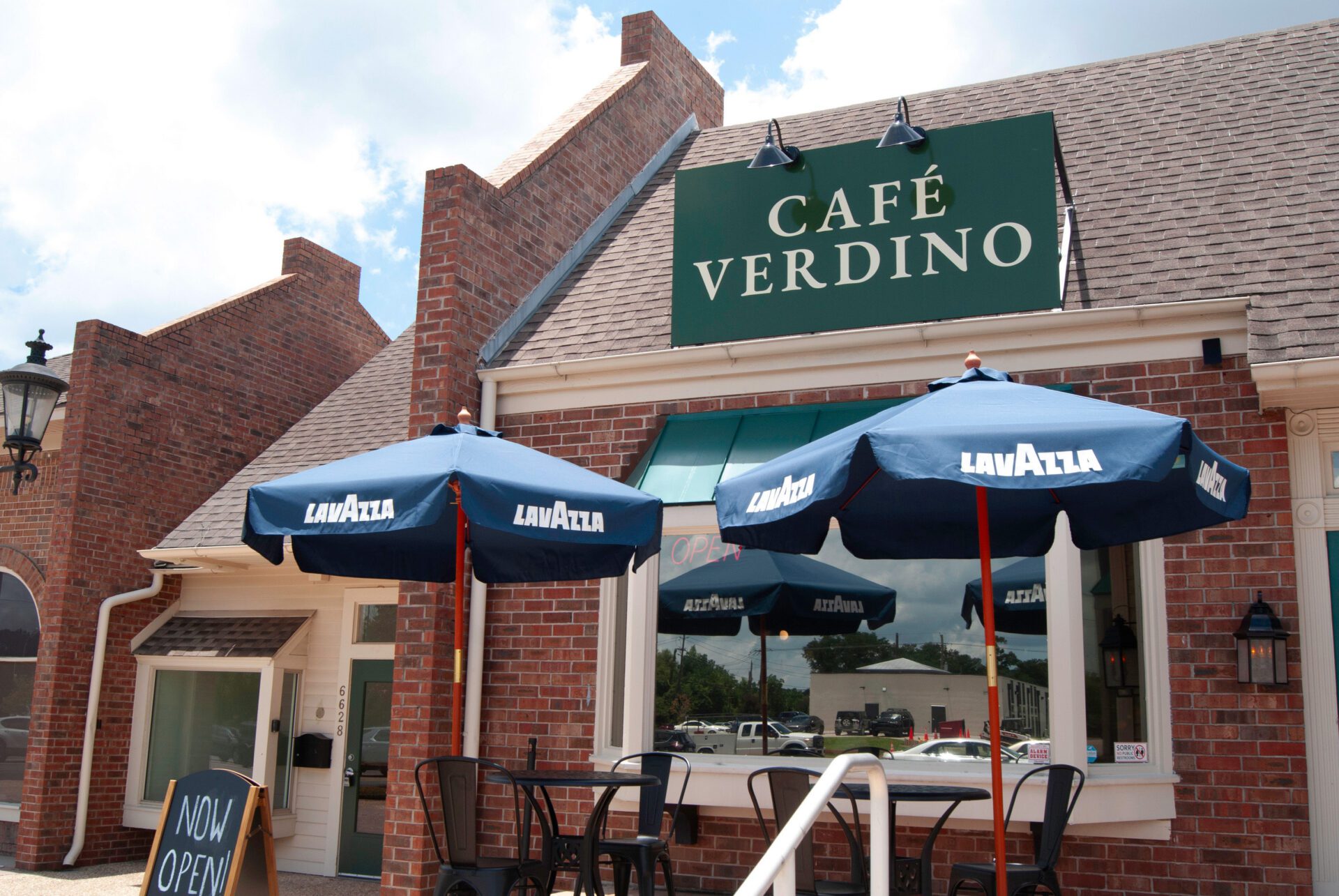Baton Rouge’s coffee shop boom continues with the opening of Café ...